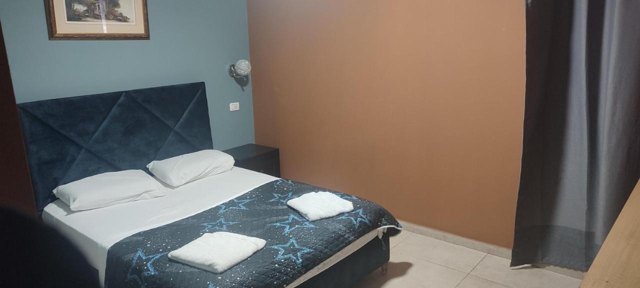Central Laguardia Hotel Tel Aviv Dış mekan fotoğraf