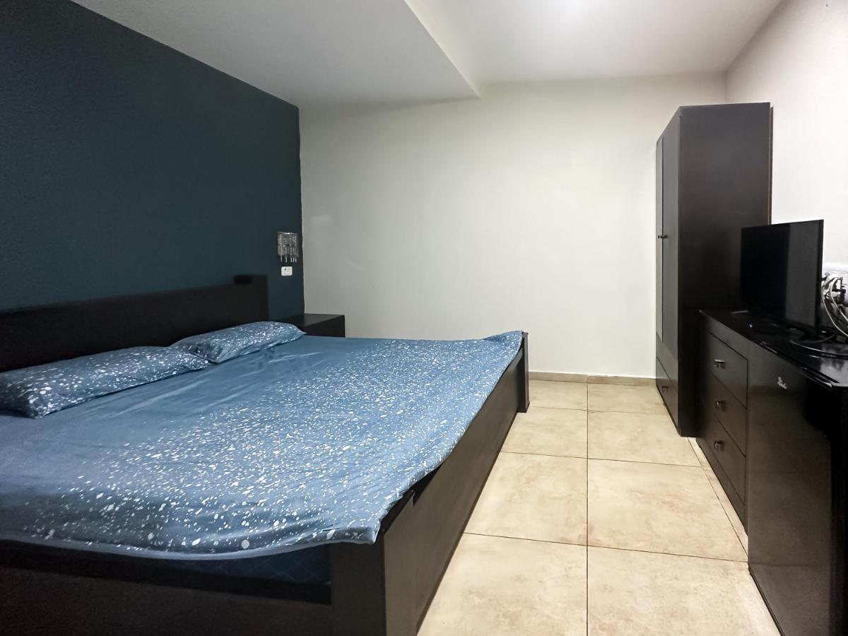 Central Laguardia Hotel Tel Aviv Dış mekan fotoğraf