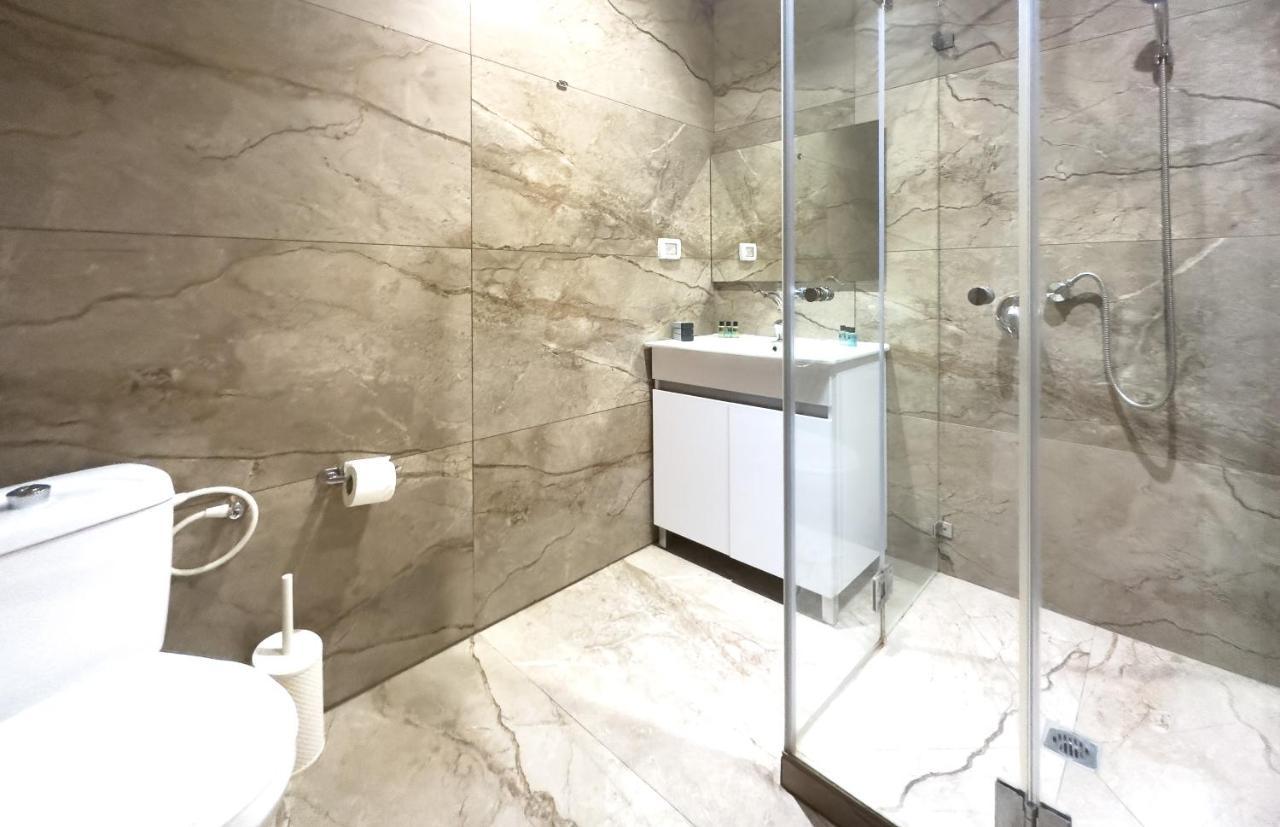 Central Laguardia Hotel Tel Aviv Dış mekan fotoğraf