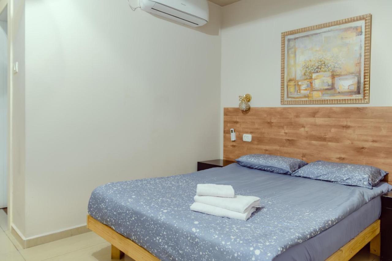 Central Laguardia Hotel Tel Aviv Dış mekan fotoğraf