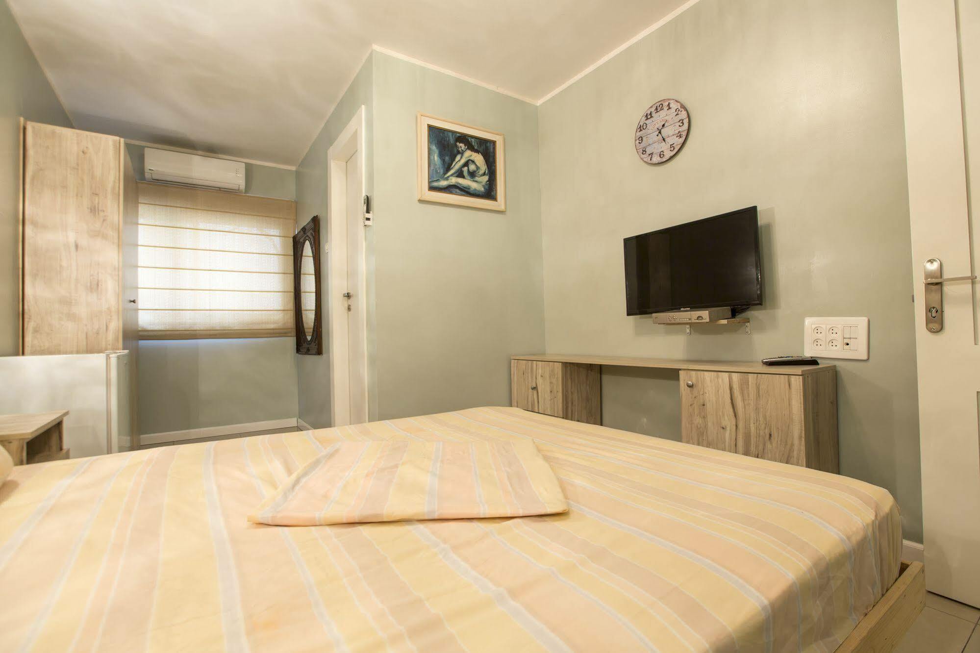 Central Laguardia Hotel Tel Aviv Dış mekan fotoğraf